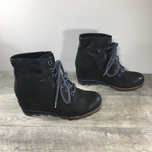 Sorel Women’s NL2264 Black Leather Premium Hidden Wedge Ankle Boots Size 10 - Picture 3 of 11